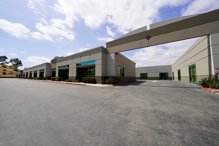 More Photos Of 22521 Avenida Empresa, Rancho Santa Margarita Distribution For Lease