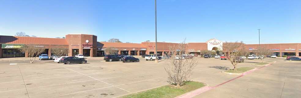 More Photos Of 2505-2525 E Arkansas Ln, Arlington Freestanding For Sale