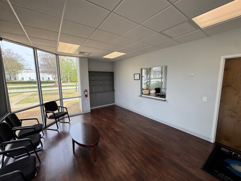 More Photos Of 101 Green Trace Ct, Garner Warehouse For Sale