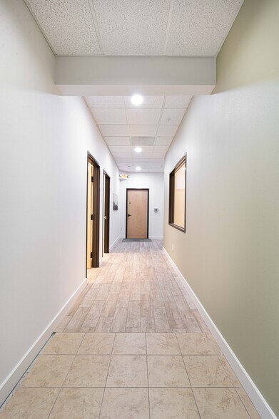 More Photos Of 4865 Old Redwood Hwy, Santa Rosa Office For Lease