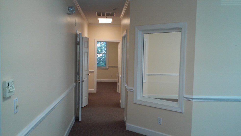 More Photos Of 2820 Lassiter Rd, Marietta Office Residential For Sale