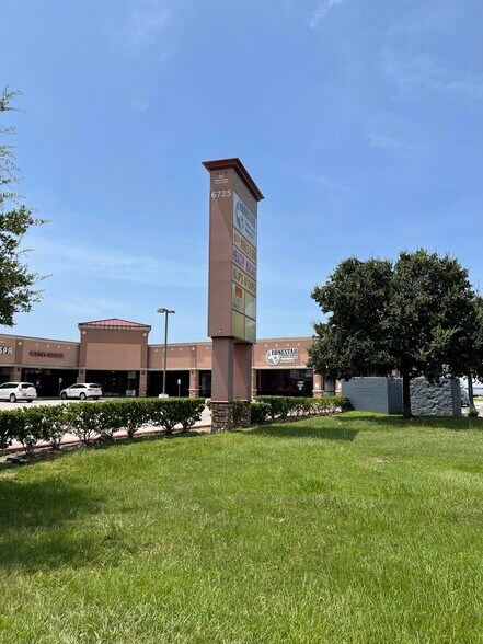More Photos Of 6725 Atascocita Rd, Humble Unknown For Lease