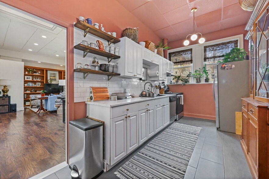 More Photos Of 49 Wall St, Norwalk Storefront Retail Office For Sale