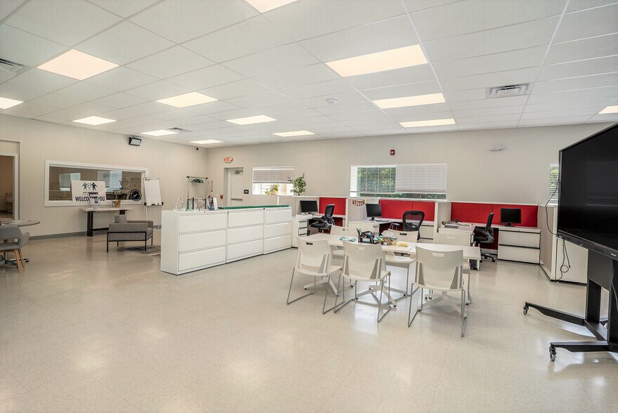 More Photos Of 3238 W Germantown Pike, Eagleville Medical For Lease