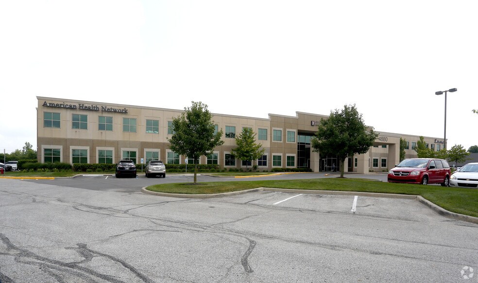 More Photos Of 4880 Century Plaza Rd, Indianapolis Medical For Lease