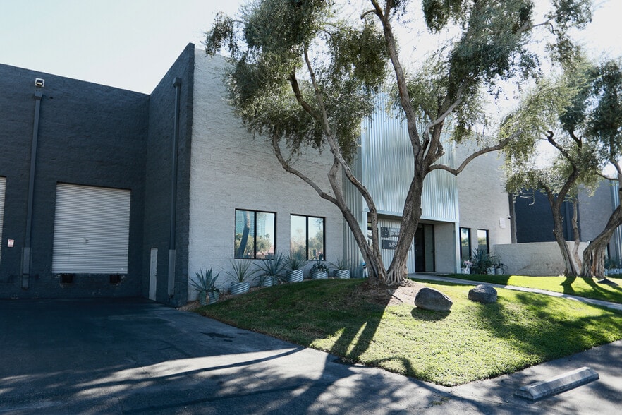 Primary Photo Of 4301 S Valley View Blvd, Las Vegas Warehouse For Lease