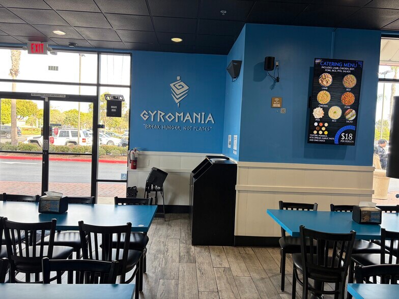 More Photos Of 1111-1191 S Victoria Ave, Oxnard General Retail For Lease