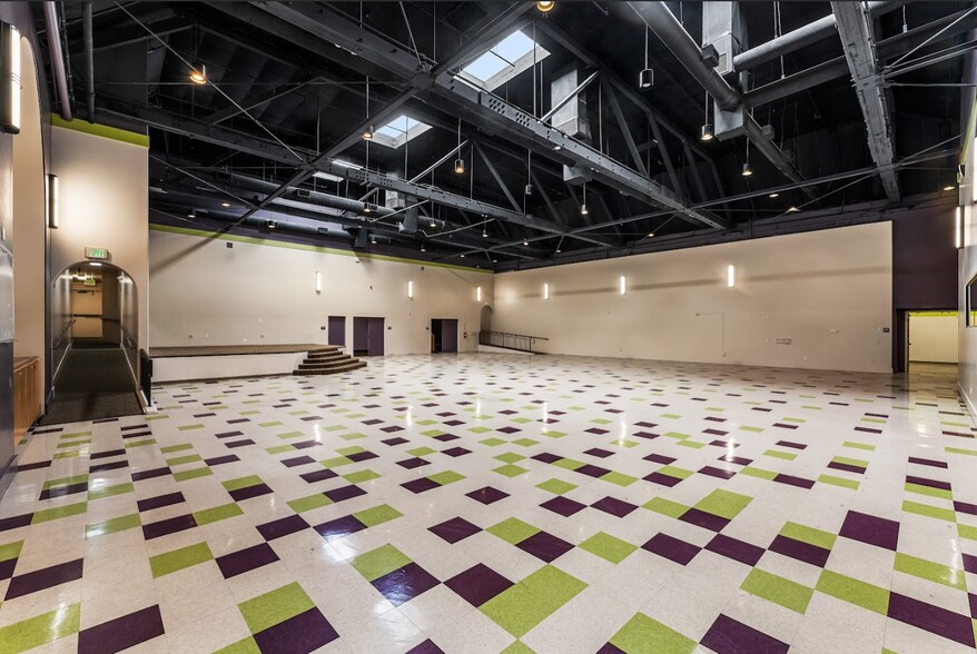 More Photos Of 461 W 9th St, San Pedro Schools For Lease