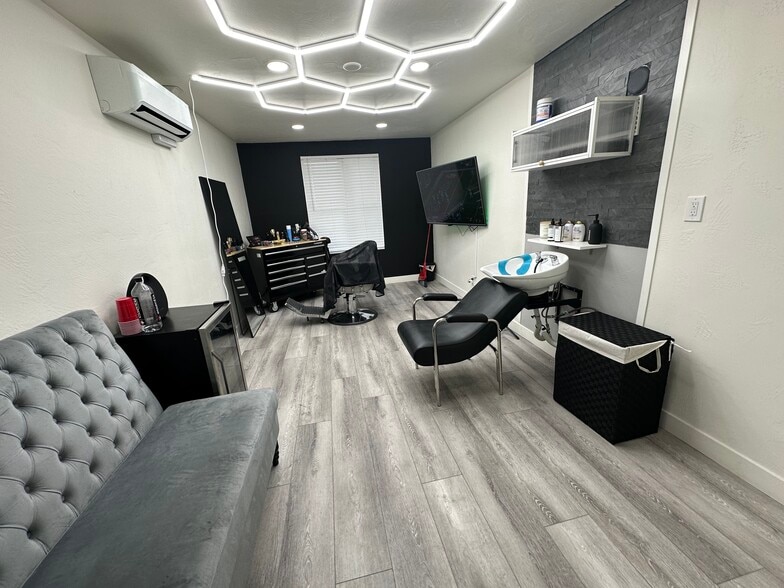 More Photos Of 235 Lake St, Reno Storefront Retail Office For Lease