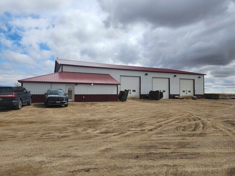 More Photos Of 6619 62 1/2 Ave NW, Blaisdell Distribution For Sale