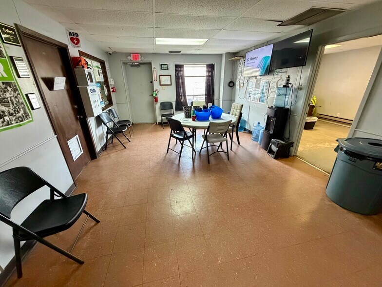 More Photos Of 2601 E Hwy 80, Abilene Office For Sale