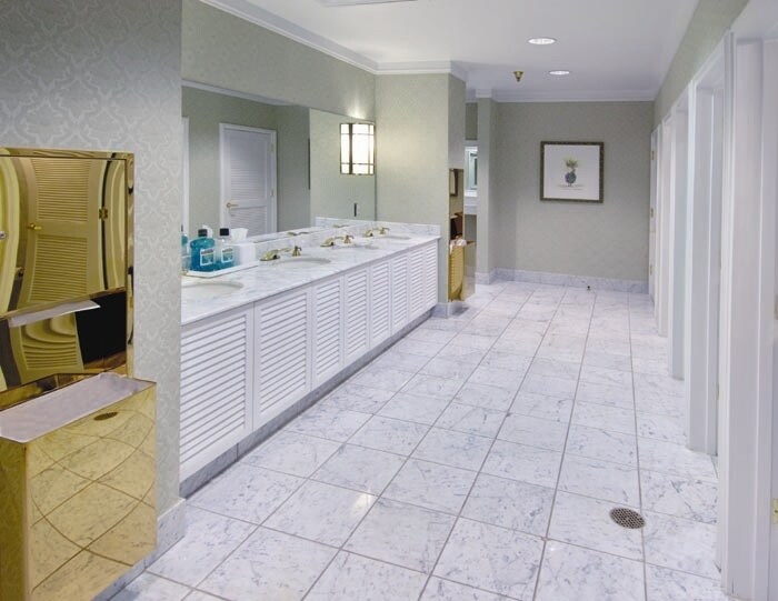 More Photos Of 2565 NW Thompson Bridge Rd, Gainesville Office For Lease