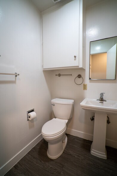 More Photos Of 211 W Marquita, San Clemente Apartments For Sale