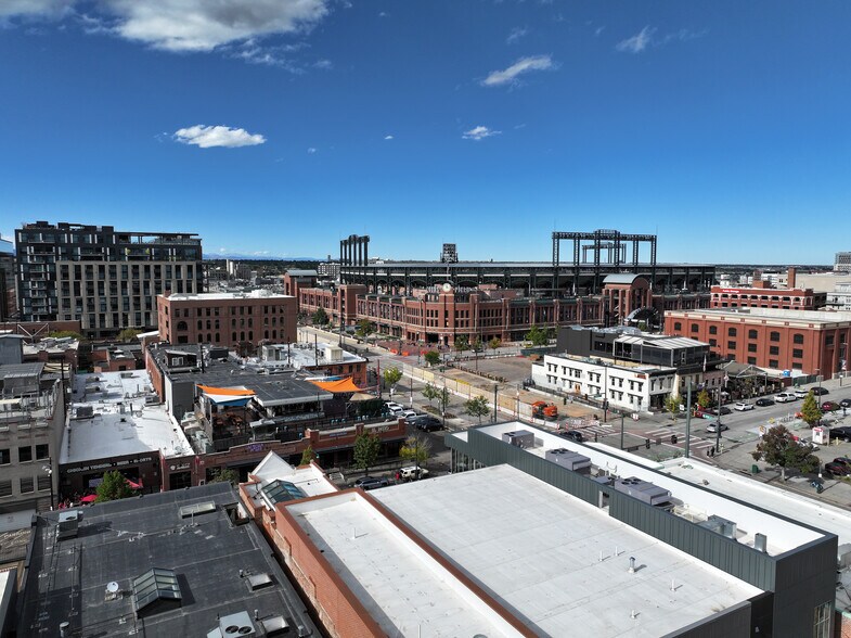 More Photos Of 1942-1946 Market St, Denver Bar For Sale