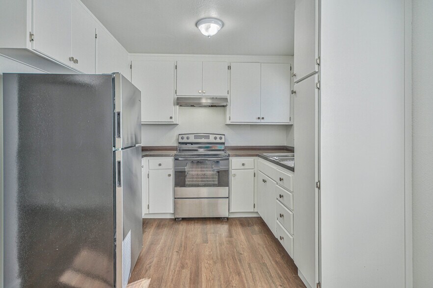 More Photos Of 290 Pennsylvania Dr, Watsonville Apartments For Sale