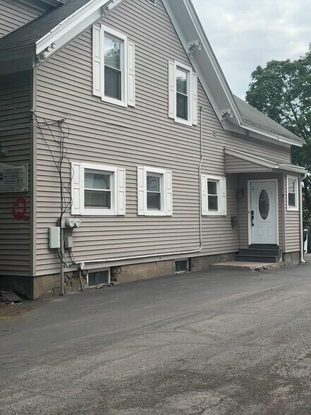 More Photos Of 9 Church St, Cortland Office For Sale