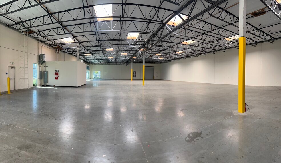 More Photos Of 3412 De Forest Cir, Mira Loma Warehouse For Lease
