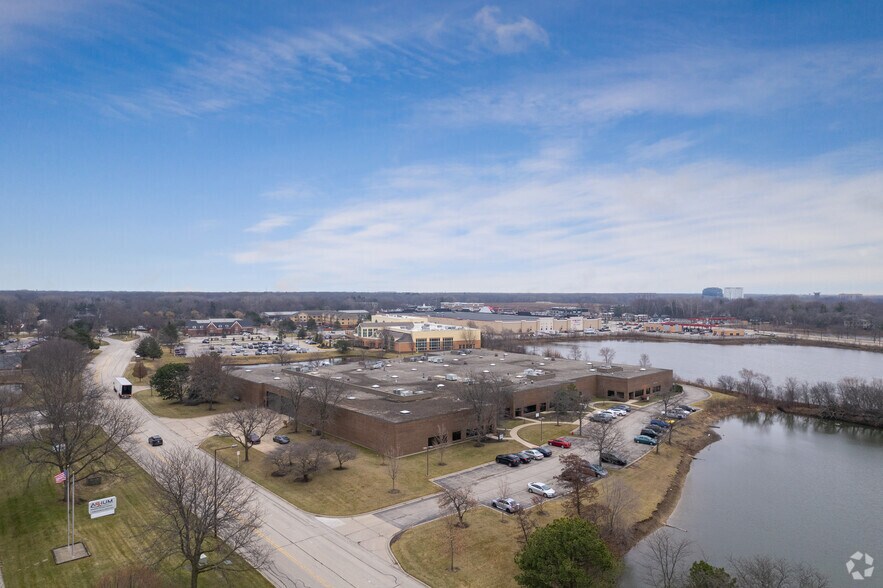 More Photos Of 1405-1495 Busch Pky, Buffalo Grove Research And Development For Lease