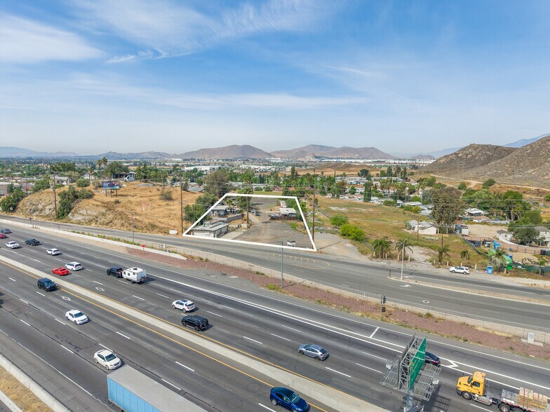 More Photos Of 2981 S La Cadena Dr, Colton Land For Sale