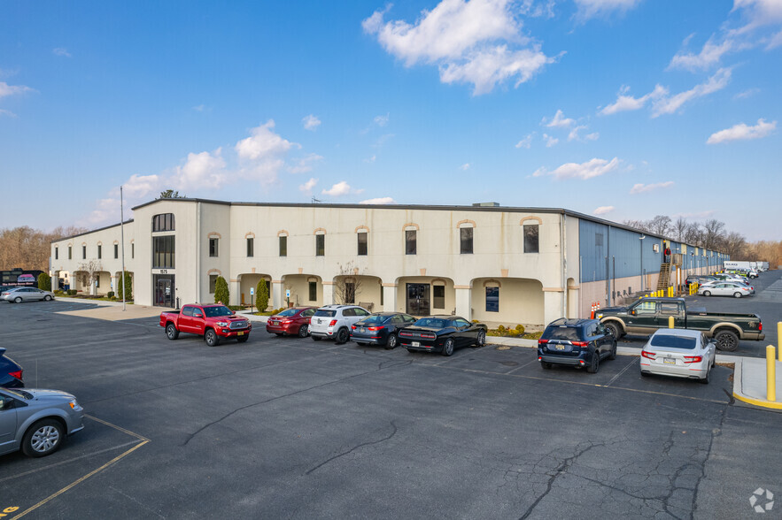 Primary Photo Of 1575 Mckee Rd, Dover Warehouse For Lease