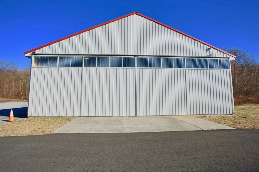 More Photos Of 79 Styles Way, Lagrangeville Light Distribution For Sale