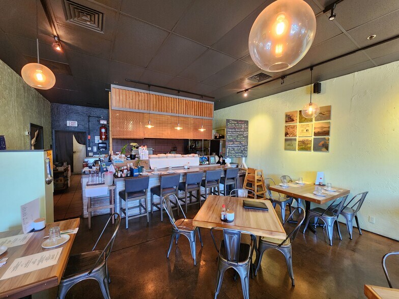 More Photos Of 1215 S Kihei Rd, Kihei Freestanding For Lease