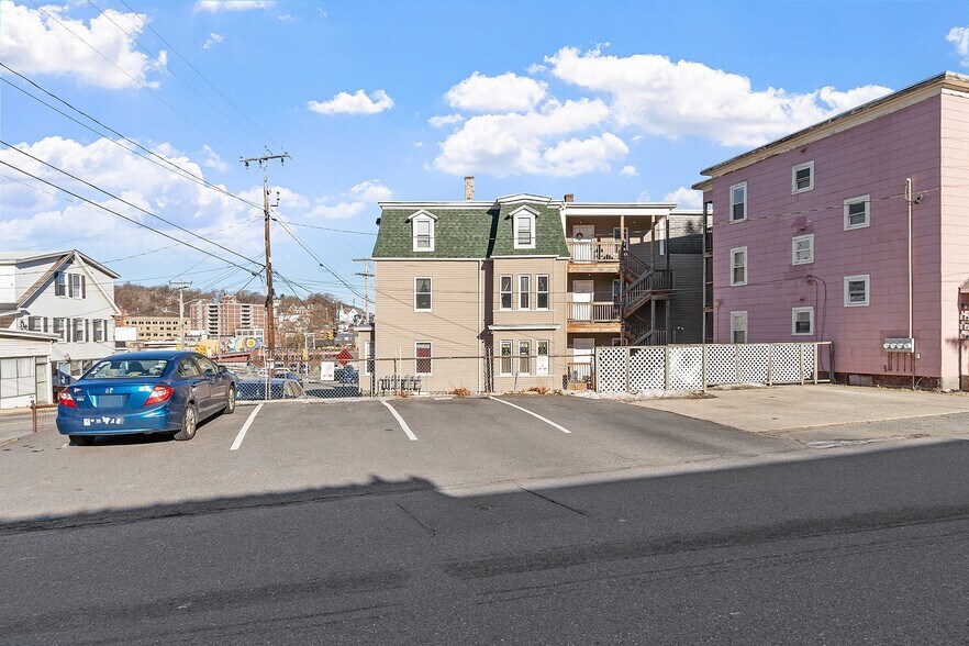 More Photos Of 122 Laurel St, Fitchburg Multifamily For Sale