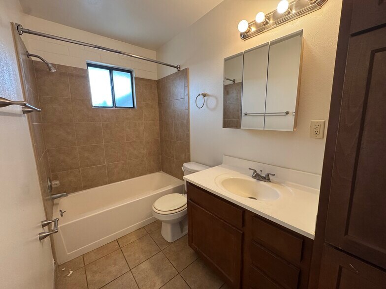 More Photos Of 3850-3880 N Park Ave, Tucson Apartments For Sale