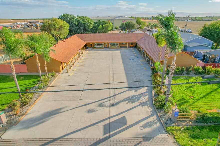 More Photos Of 2509 E Pacheco Blvd, Los Banos Hotel For Sale