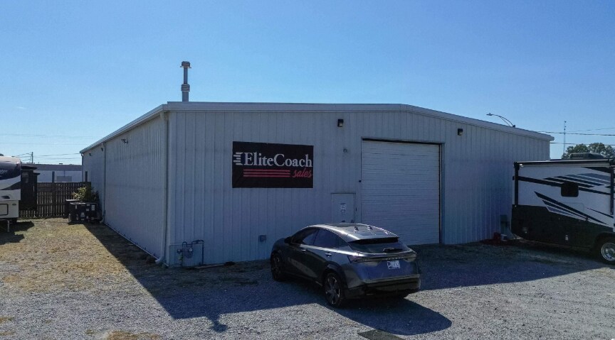 More Photos Of 938 Madison St, Paducah Industrial For Sale