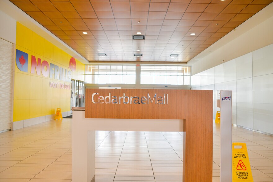 More Photos Of 3495 Lawrence Ave E, Toronto General Retail For Lease