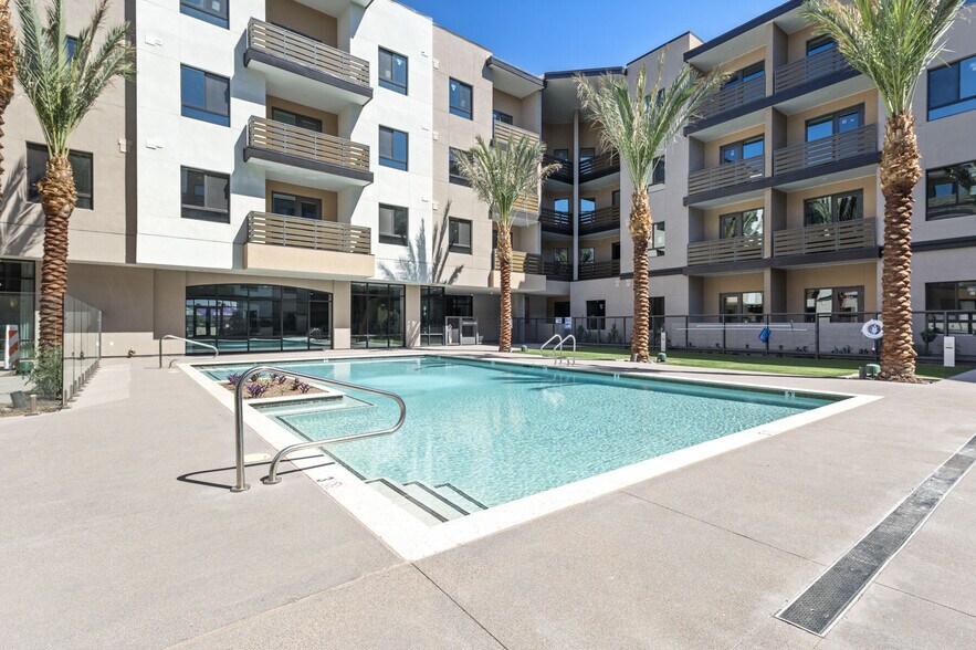 More Photos Of 2040-2060 N Scottsdale Rd, Scottsdale Apartments For Lease