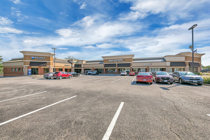 More Photos Of 4450-4460 S Lindbergh Blvd, Saint Louis Unknown For Lease