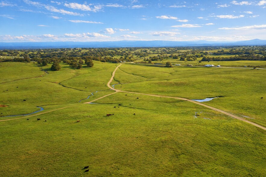 More Photos Of Nine Mile Hill Ranch, Red Bluff Land For Sale