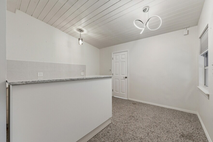 More Photos Of 4749 Hargrave St, Orlando Medical For Sale