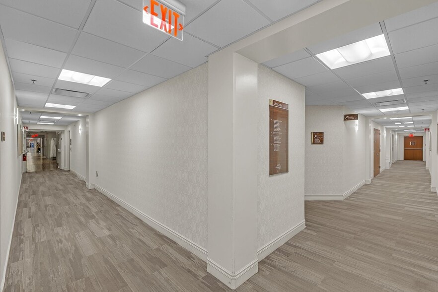 More Photos Of 7601 Forest Ave, Richmond Medical For Lease