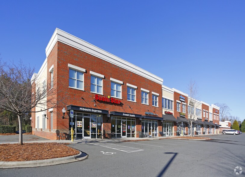 More Photos Of 10020 Monroe Rd, Charlotte Unknown For Lease