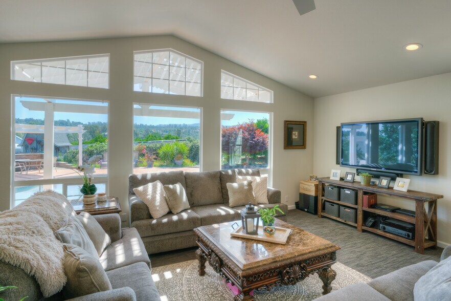 More Photos Of 78 Circle View Dr, Oroville Winery Vineyard For Sale