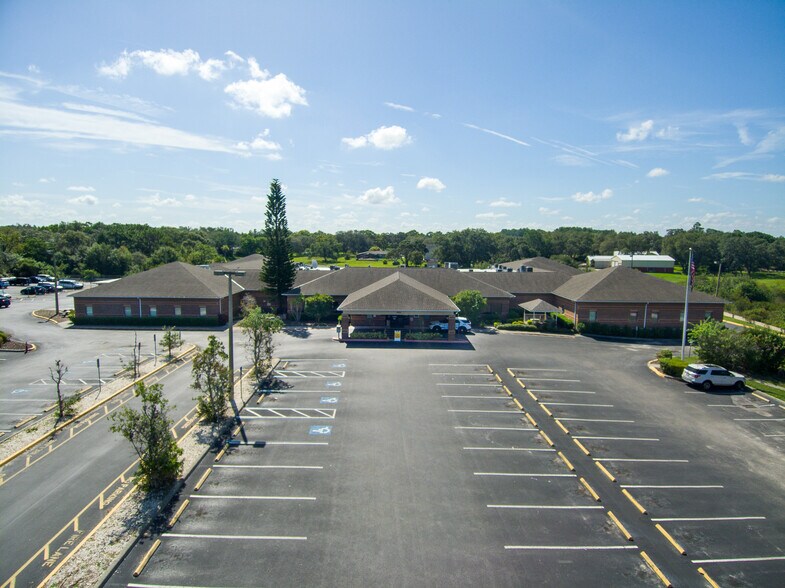 More Photos Of 9912 Little Rd, New Port Richey Medical For Lease