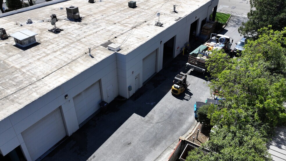 More Photos Of 16120 Caputo Dr, Morgan Hill Manufacturing For Lease