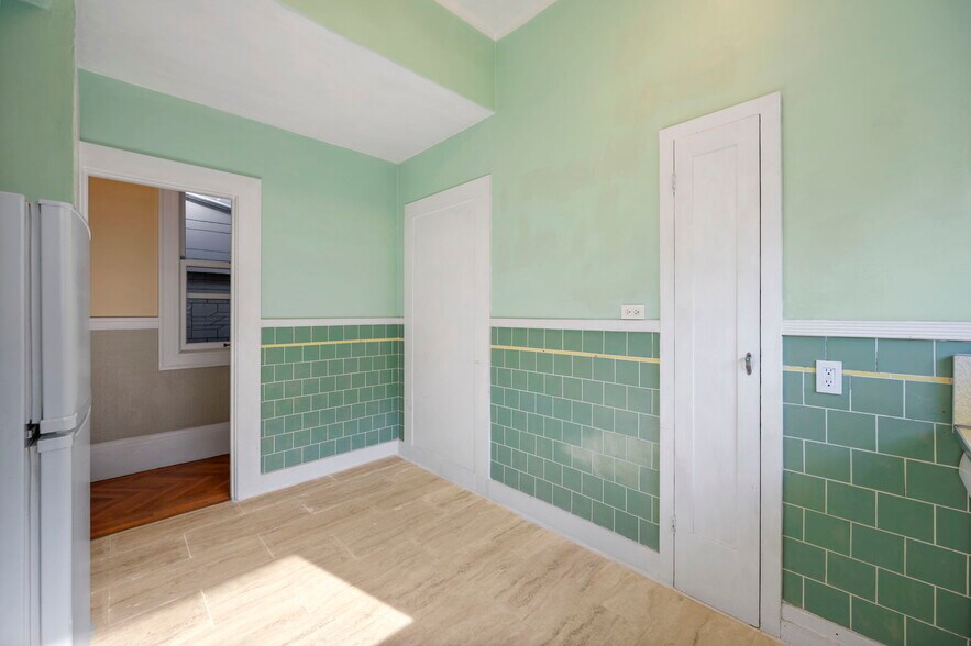 More Photos Of 2 Hugo St, San Francisco Multifamily For Sale