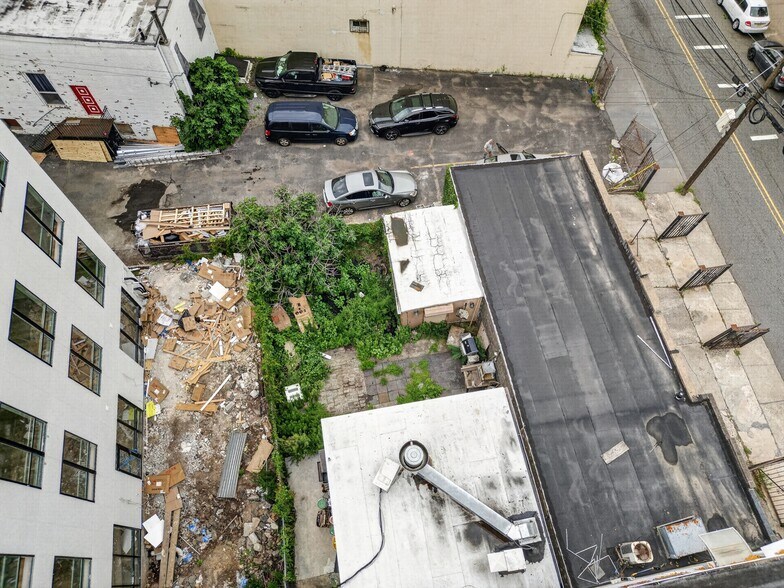 More Photos Of 154 Chestnut Ave, Jersey City Restaurant For Sale
