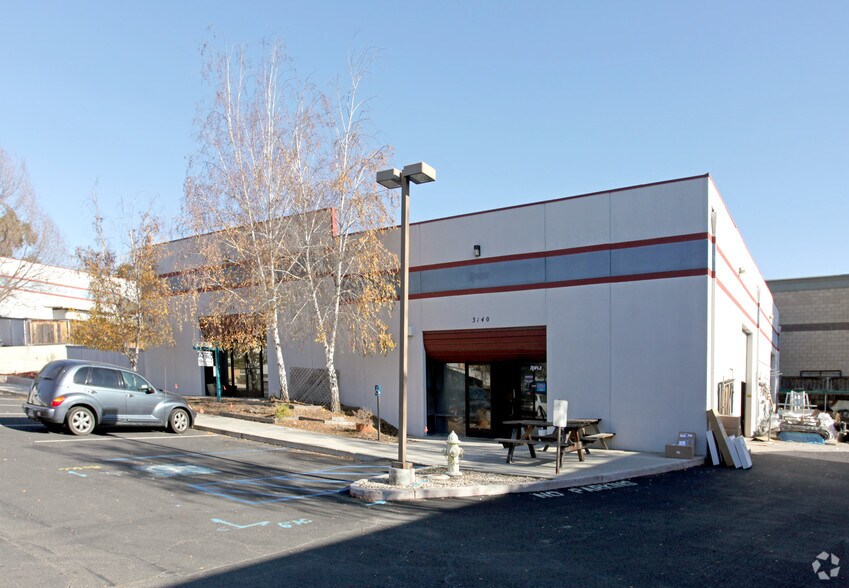 More Photos Of 3140 El Camino Real Ave, Atascadero Warehouse For Lease