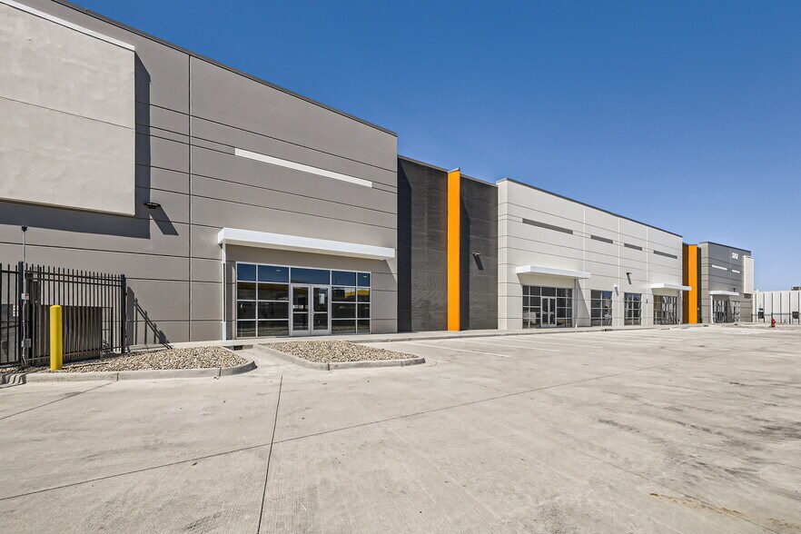 More Photos Of S. Santa Fe and Yale Ave, Denver Unknown For Lease