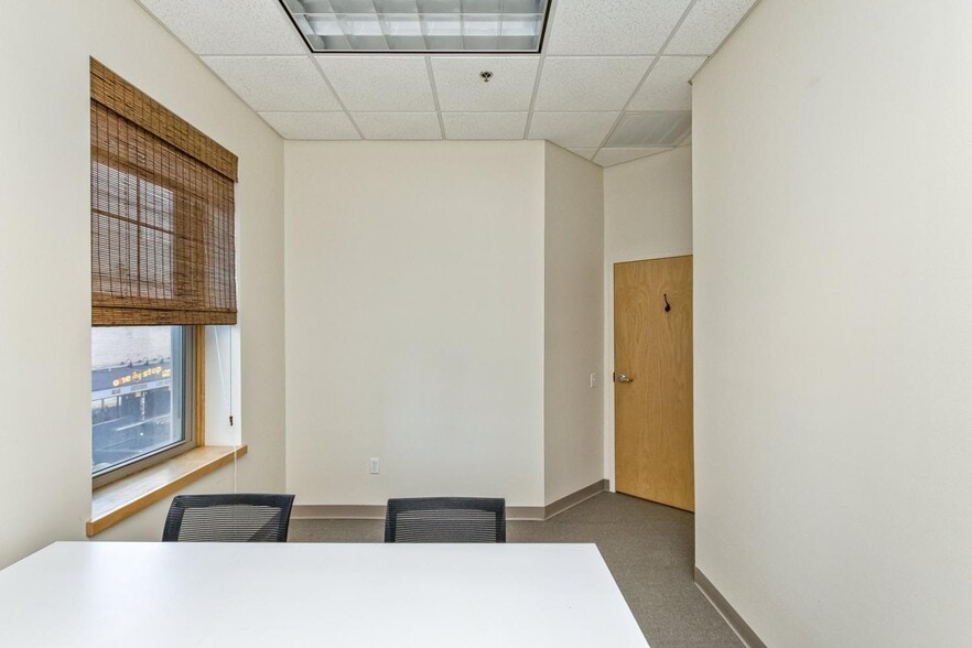 More Photos Of 56 College St, Asheville Office For Lease