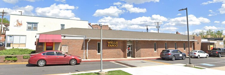 Primary Photo Of 4735 Liberty Heights Ave, Baltimore Bank For Lease