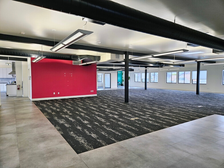 More Photos Of 501 Islington St, Portsmouth Office For Lease