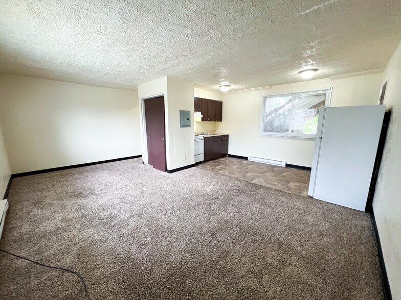 More Photos Of 1400 W Stewart St, Dayton Apartments For Sale