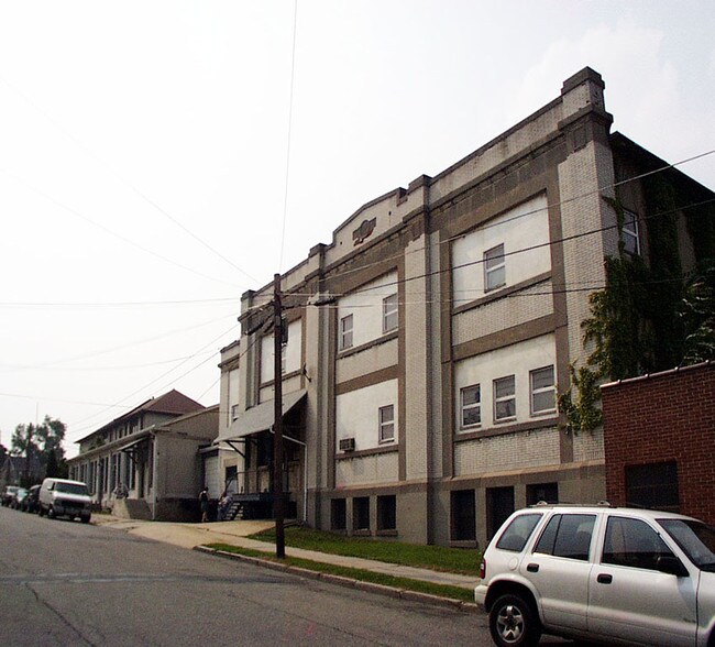 More Photos Of 215 Quarry St, Whitehall Warehouse For Sale