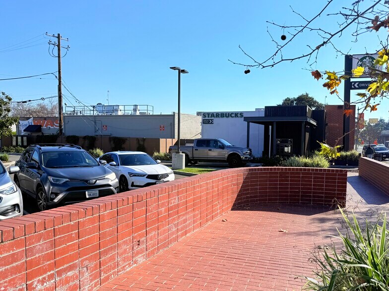 Primary Photo Of 1810 Pacific Ave, Stockton Office For Lease